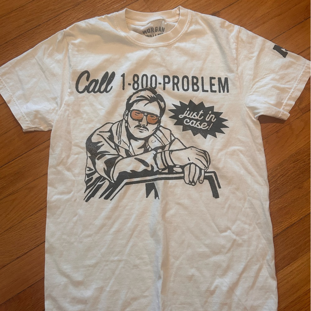 MW graphic tee